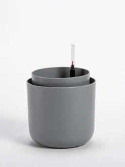 Tolita Recycled Self-Watering Flower Pot, 8" Diameter -Deals The Garden & Yard Store 3 4 crop 8612965 08V tif