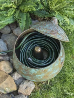 Acorn Hose Pot -Deals The Garden & Yard Store 3 4 crop 8613361 01V