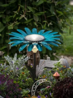 Desert Steel Daisy Solar Light -Deals The Garden & Yard Store 8599556 07V tif