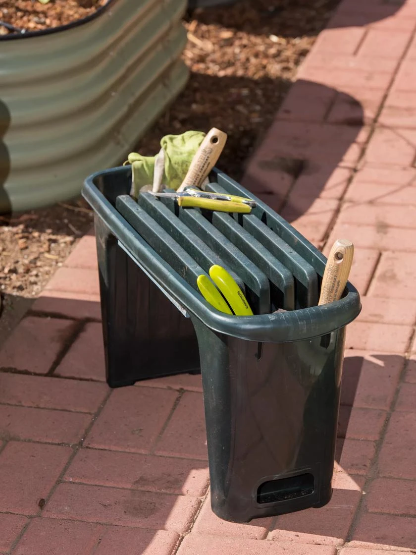 Plastic Garden Kneeler And Seat 1 Plastic Garden Kneeler And Seat