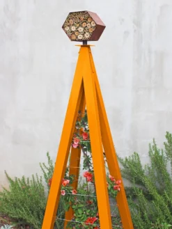 Bee Bungalow + Akoris Garden Tuteur Jr. -Deals The Garden & Yard Store 8600532 04v bee bungalow akoris garden tuteur kumquat