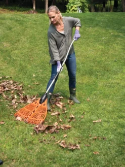Magic Fly® Leaf Rake -Deals The Garden & Yard Store 8611047 027 tif