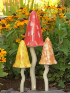 Potting Shed Tinkling Toadstool Sculptures, Set Of 3 -Deals The Garden & Yard Store 8611730 sum 03v