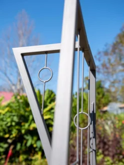 Pilar Free Standing Trellis -Deals The Garden & Yard Store 8613316 0138